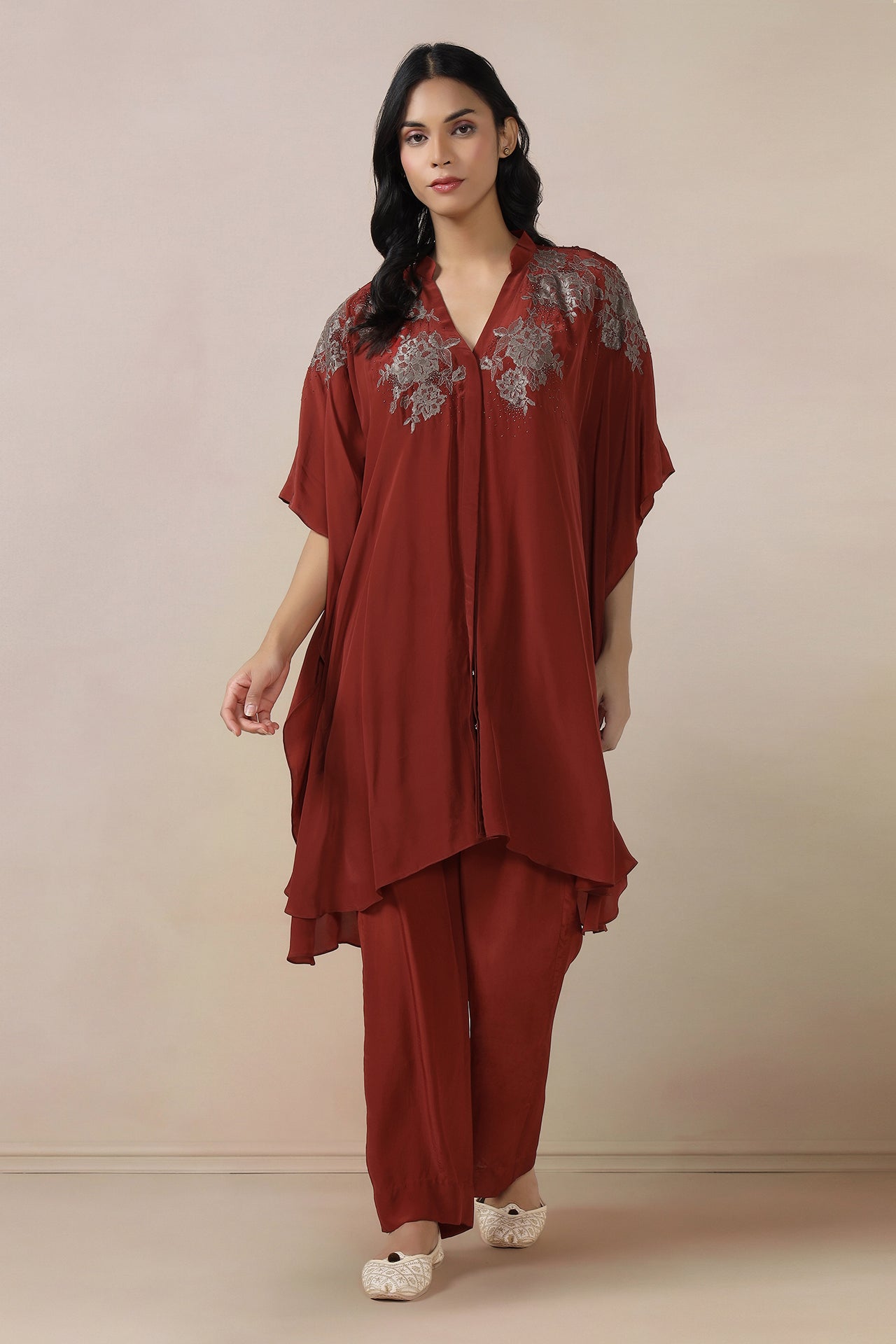 Embroidered Medium Kaftaan With Pants