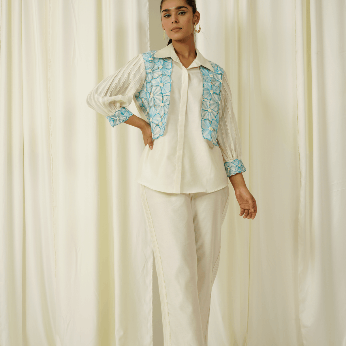 Ivory Shacket Co-ord Set – Sakshi Khetterpal