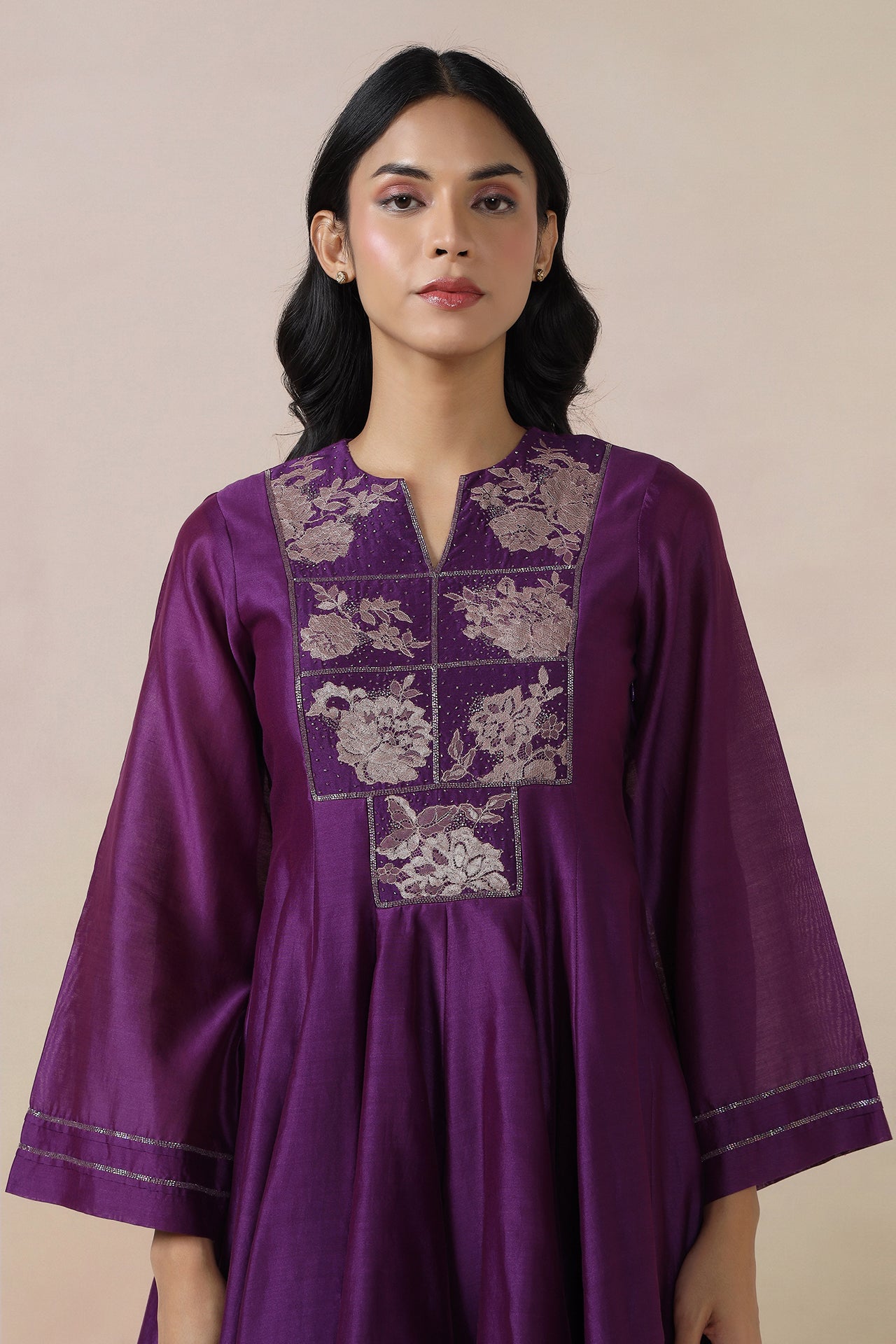 Box Embroidered Short Kurta With Salwaar And Dupatta