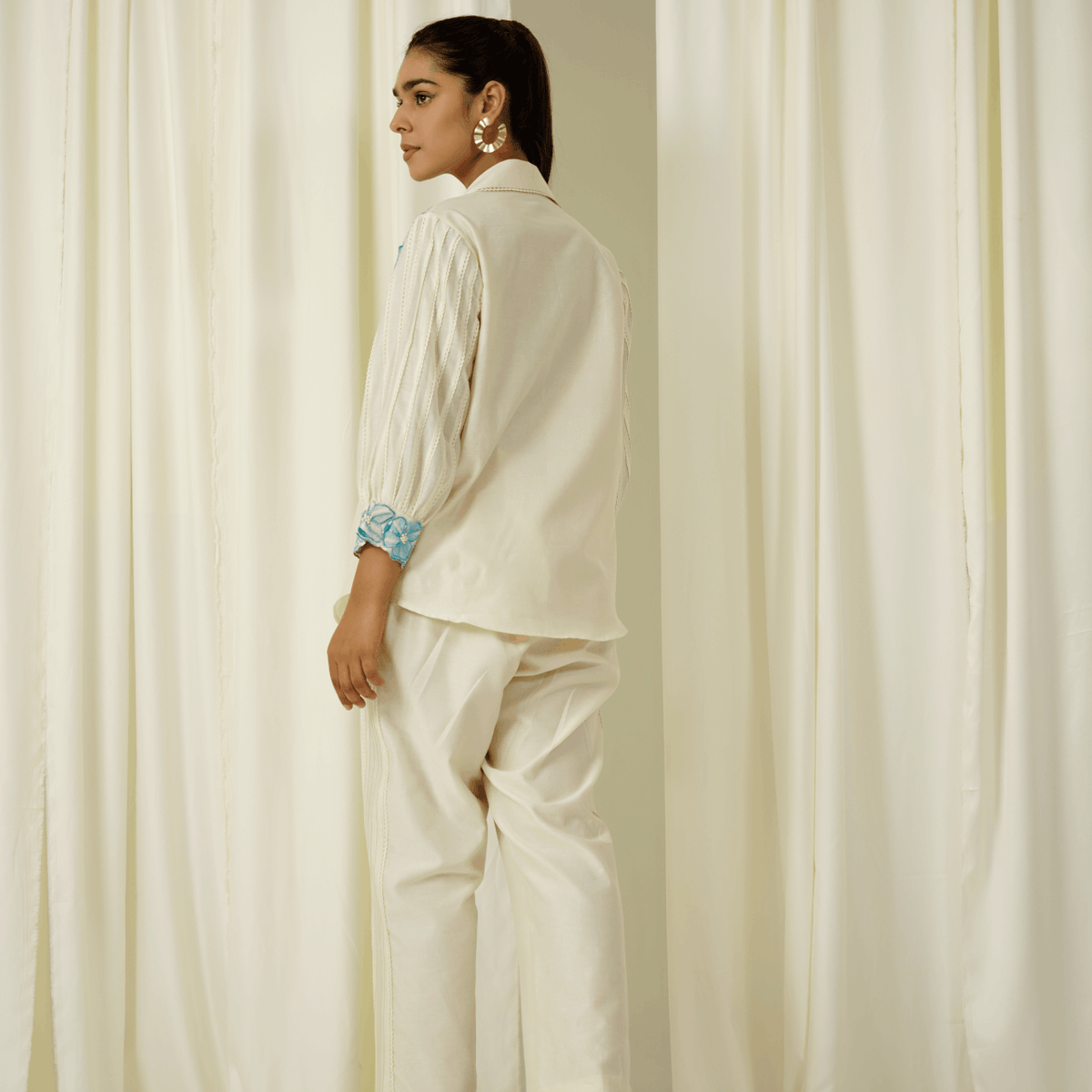 Ivory Shacket Ivory Shacket Co-ord Set – Sakshi Khetterpal