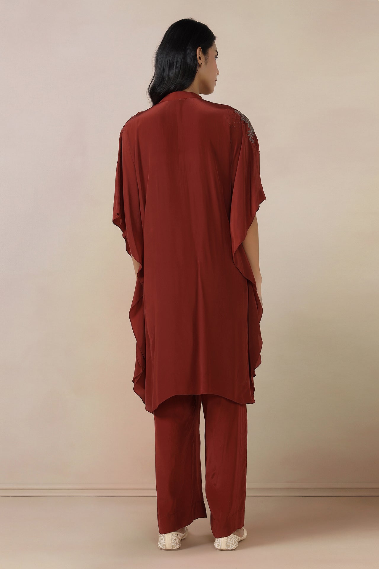 Embroidered Medium Kaftaan With Pants