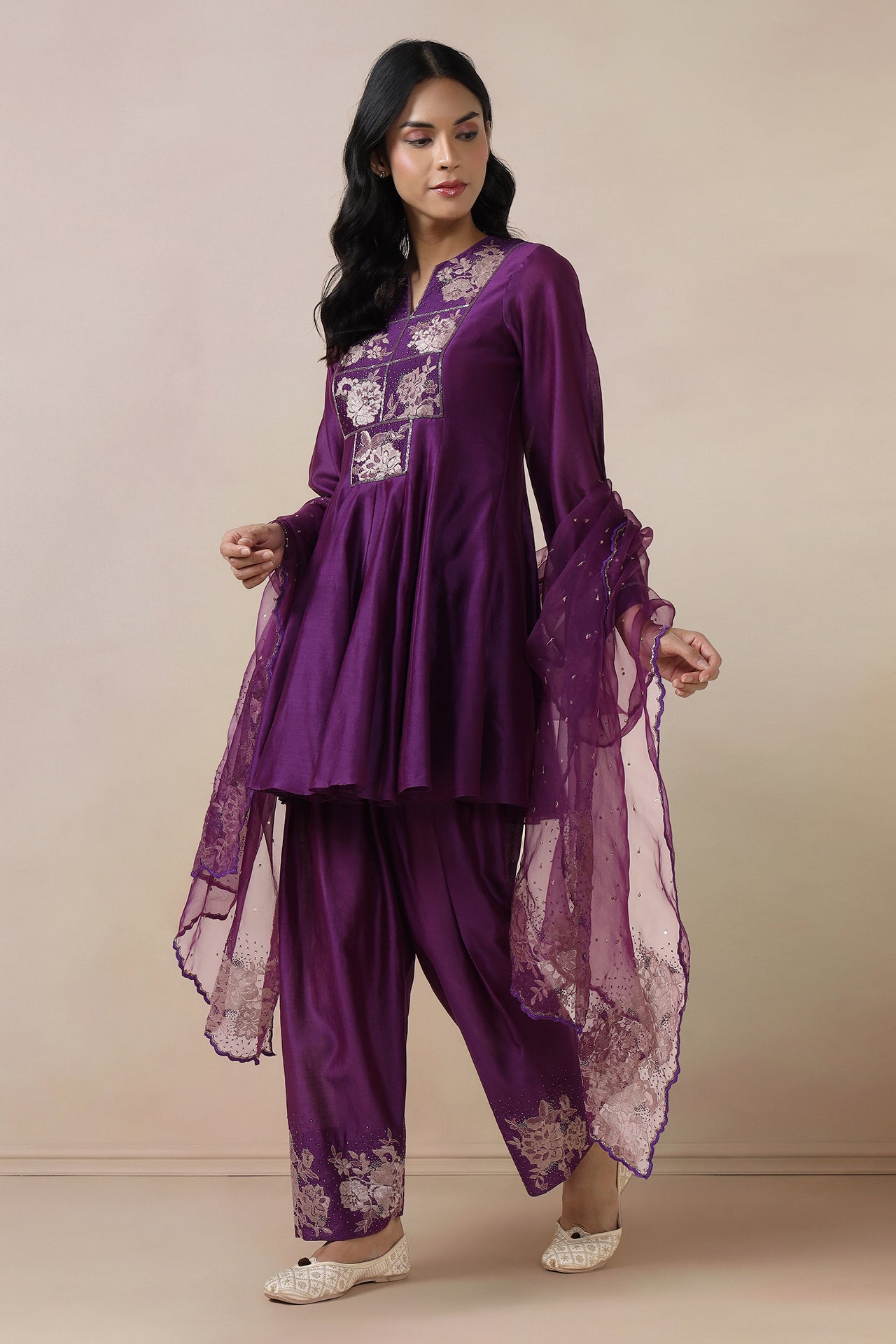 Box Embroidered Short Kurta With Salwaar And Dupatta