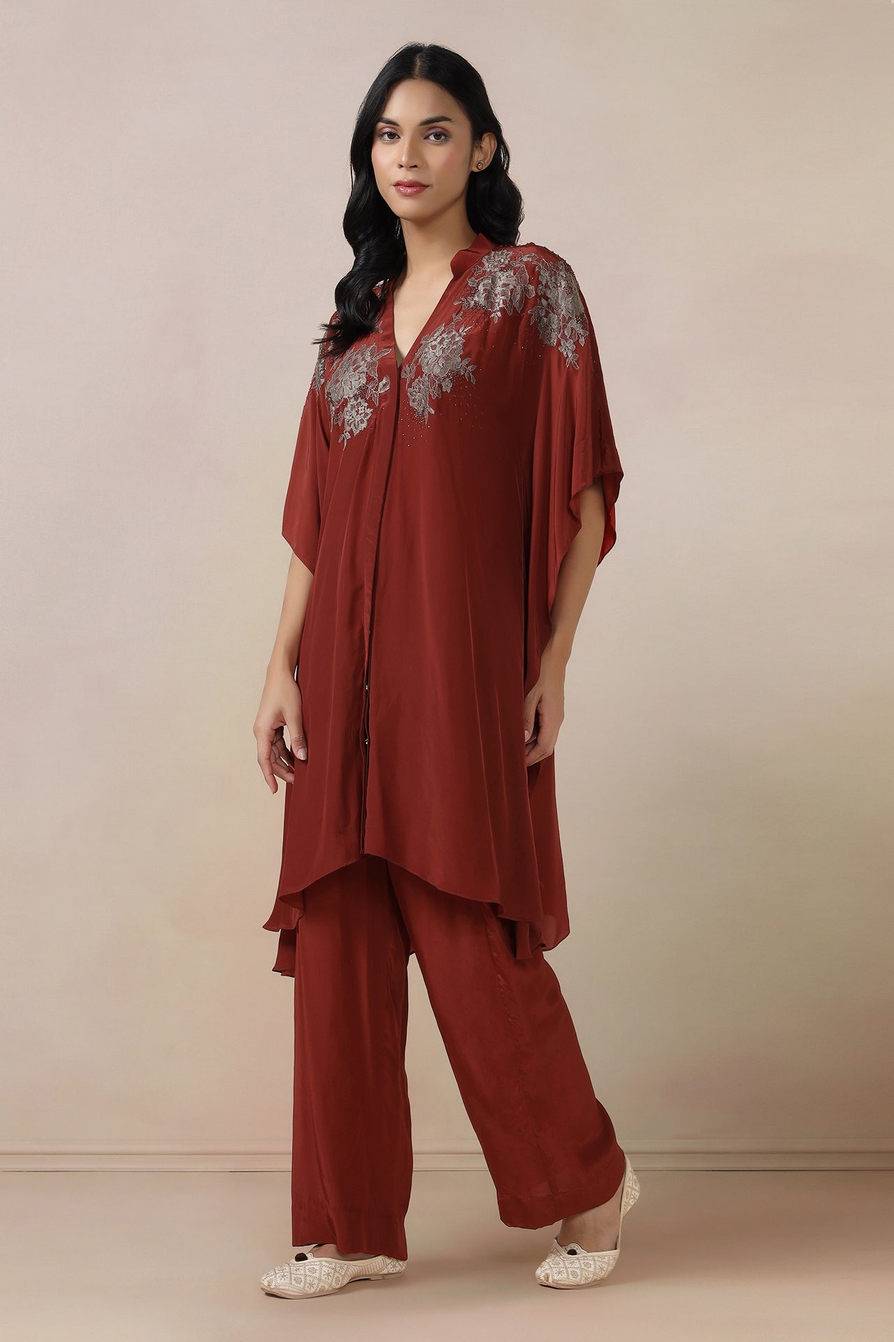 Embroidered Medium Kaftaan With Pants
