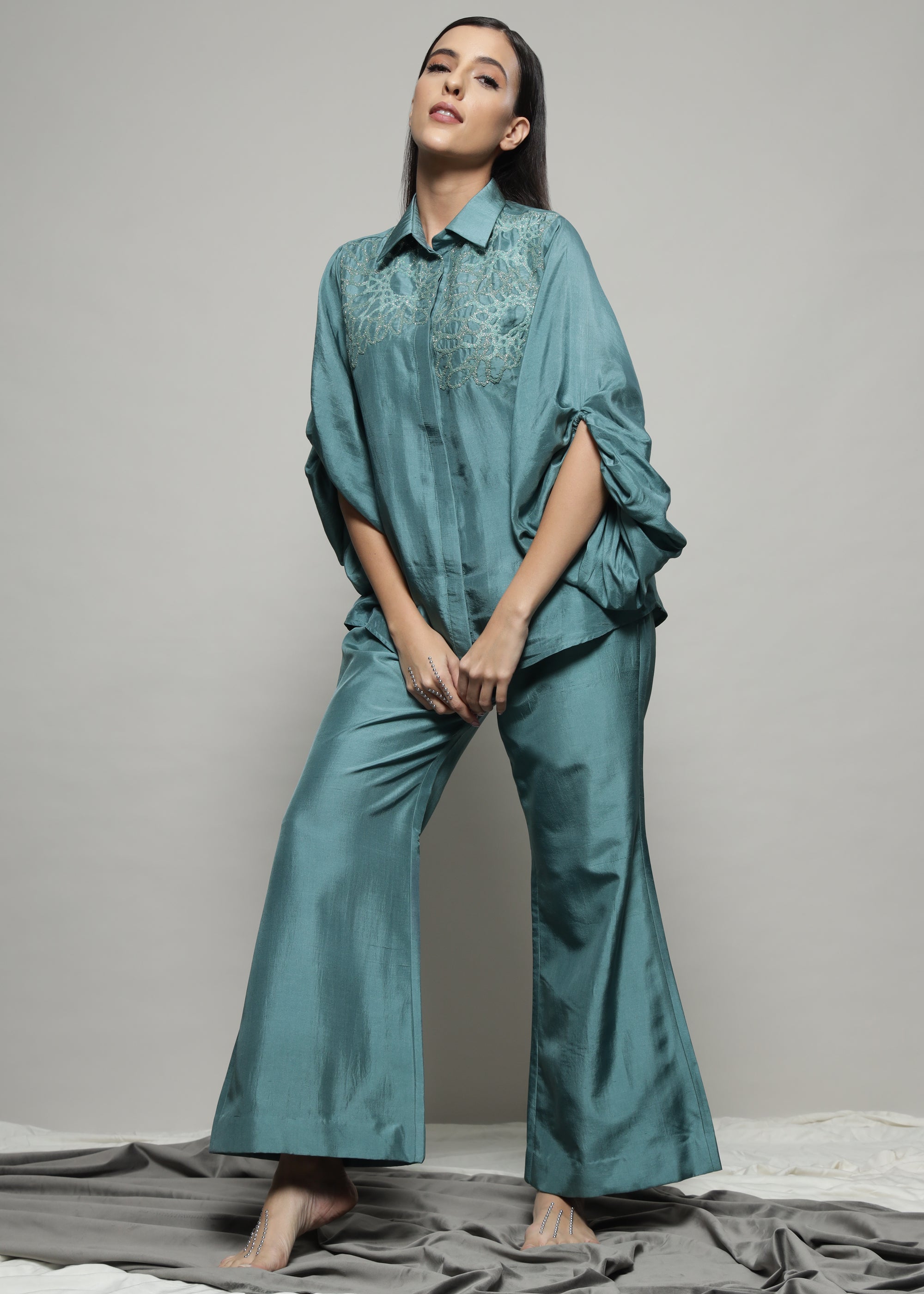 OVERSIZED SLEEVE COORD SET