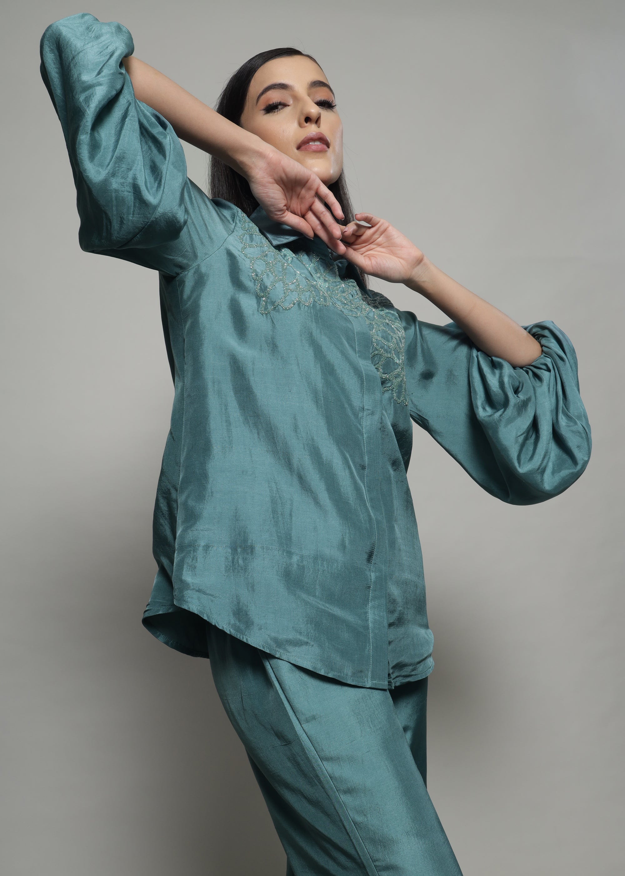 OVERSIZED SLEEVE COORD SET