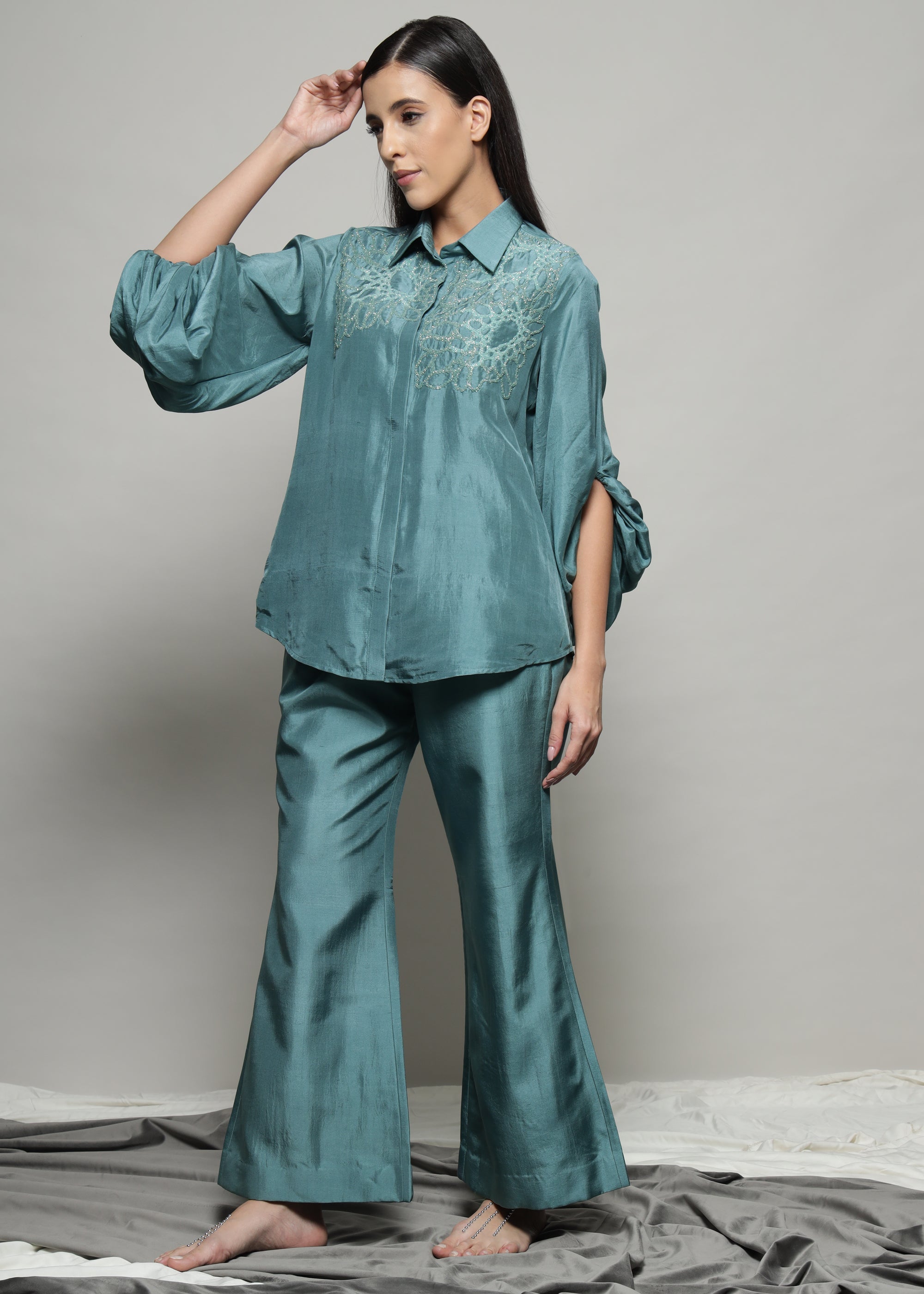 OVERSIZED SLEEVE COORD SET