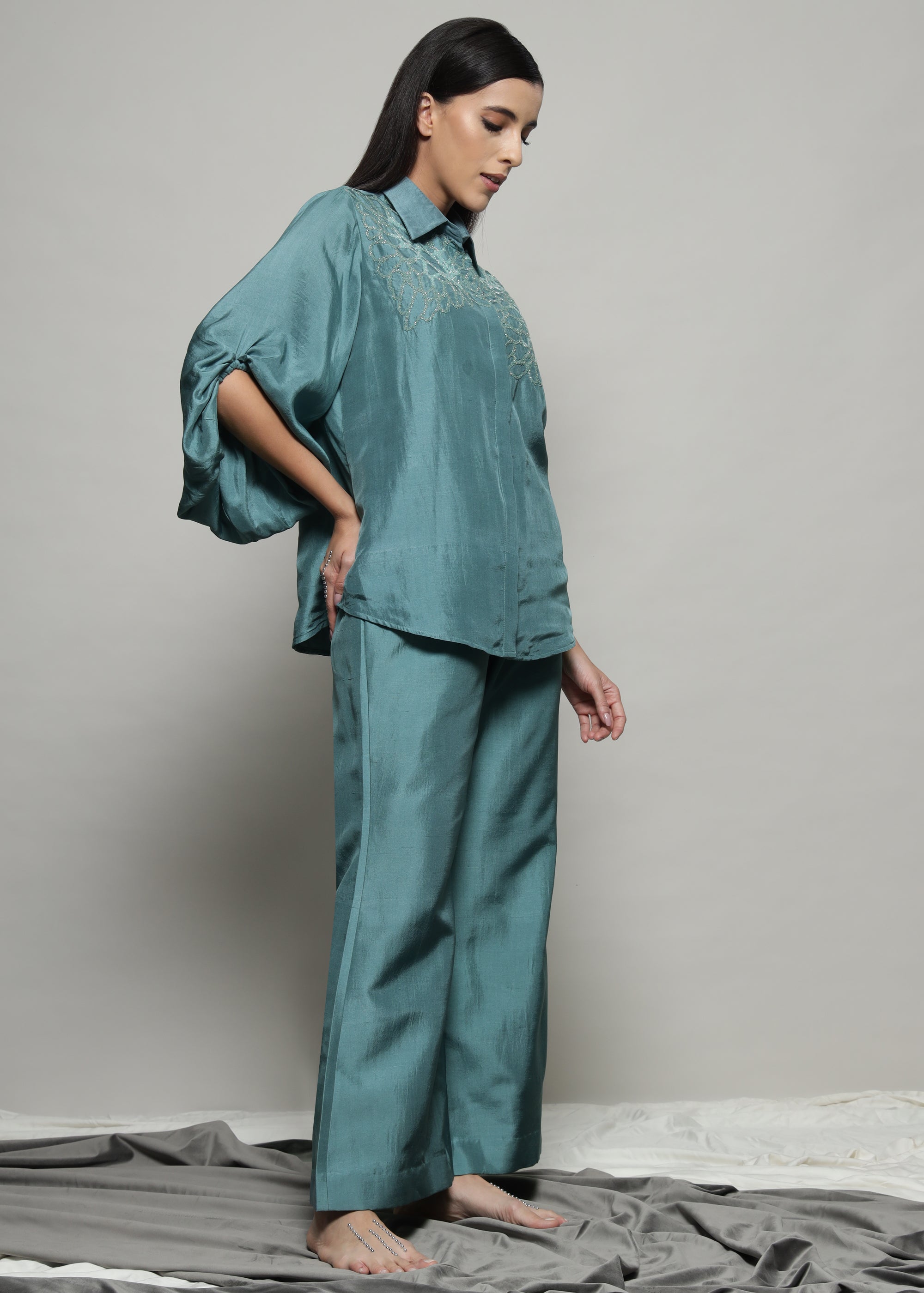 OVERSIZED SLEEVE COORD SET